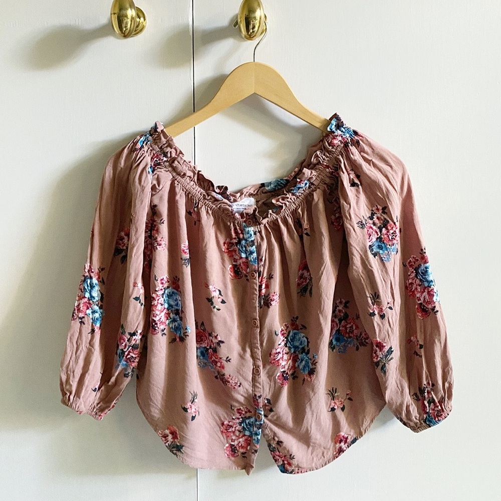 Nectar brand dusty mauve floral button-up blouse